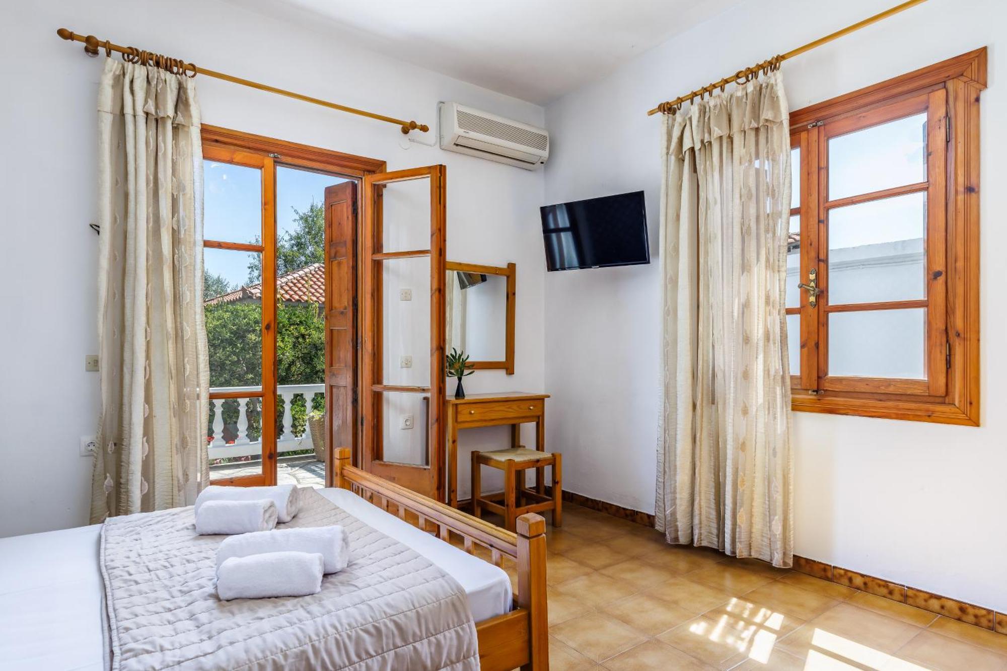 Panagou Studios Skopelos Town Phòng bức ảnh